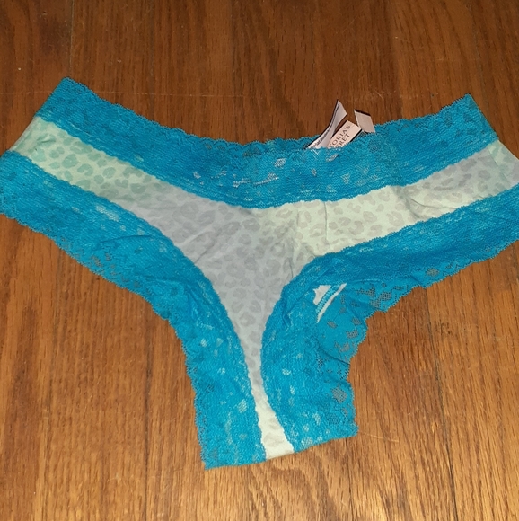 VS cheeky panties - Picture 6 of 7